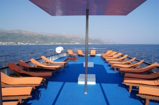 ROYAL ELEGANZA - Sundeck